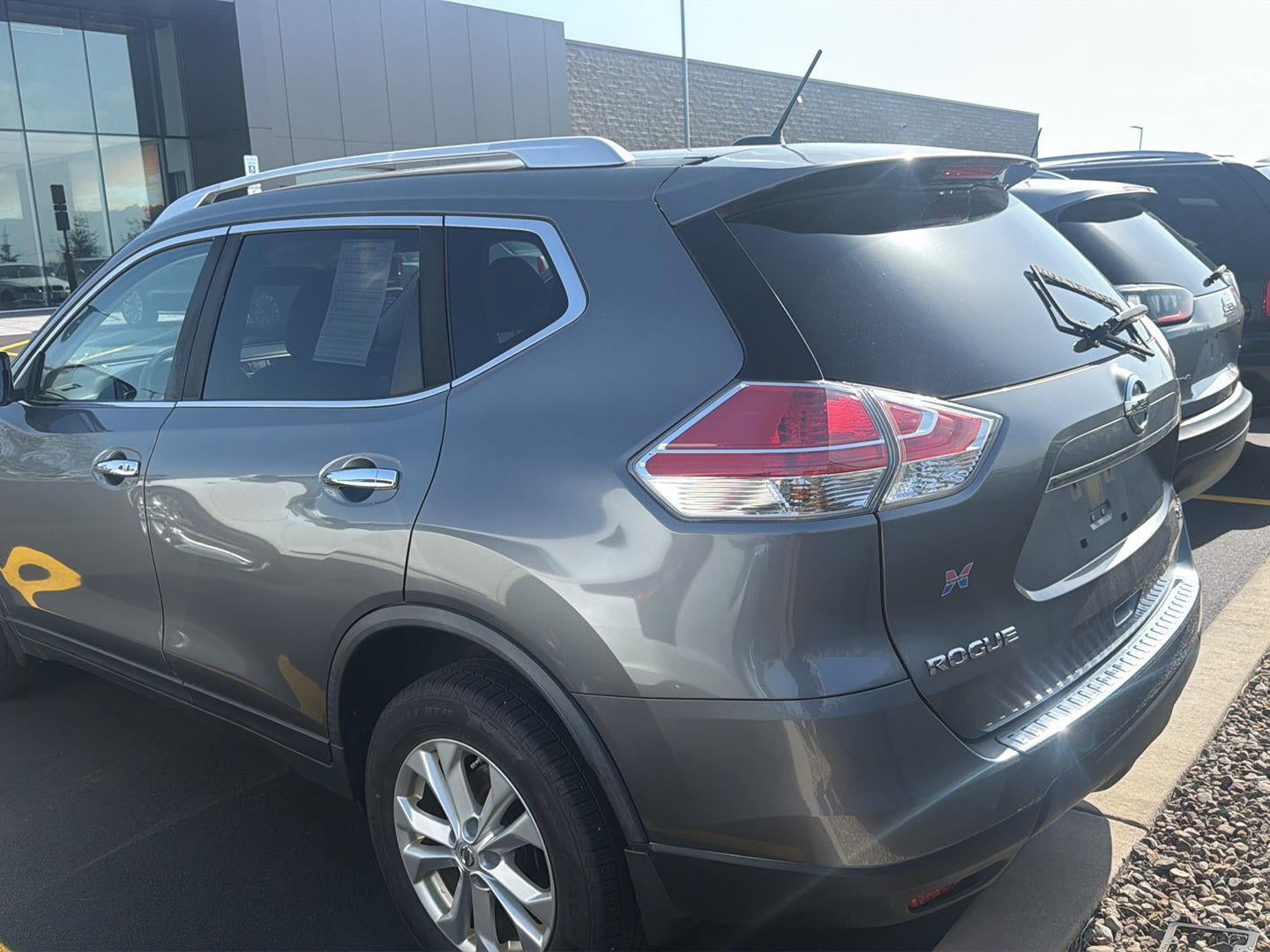 2016 Nissan Rogue SV