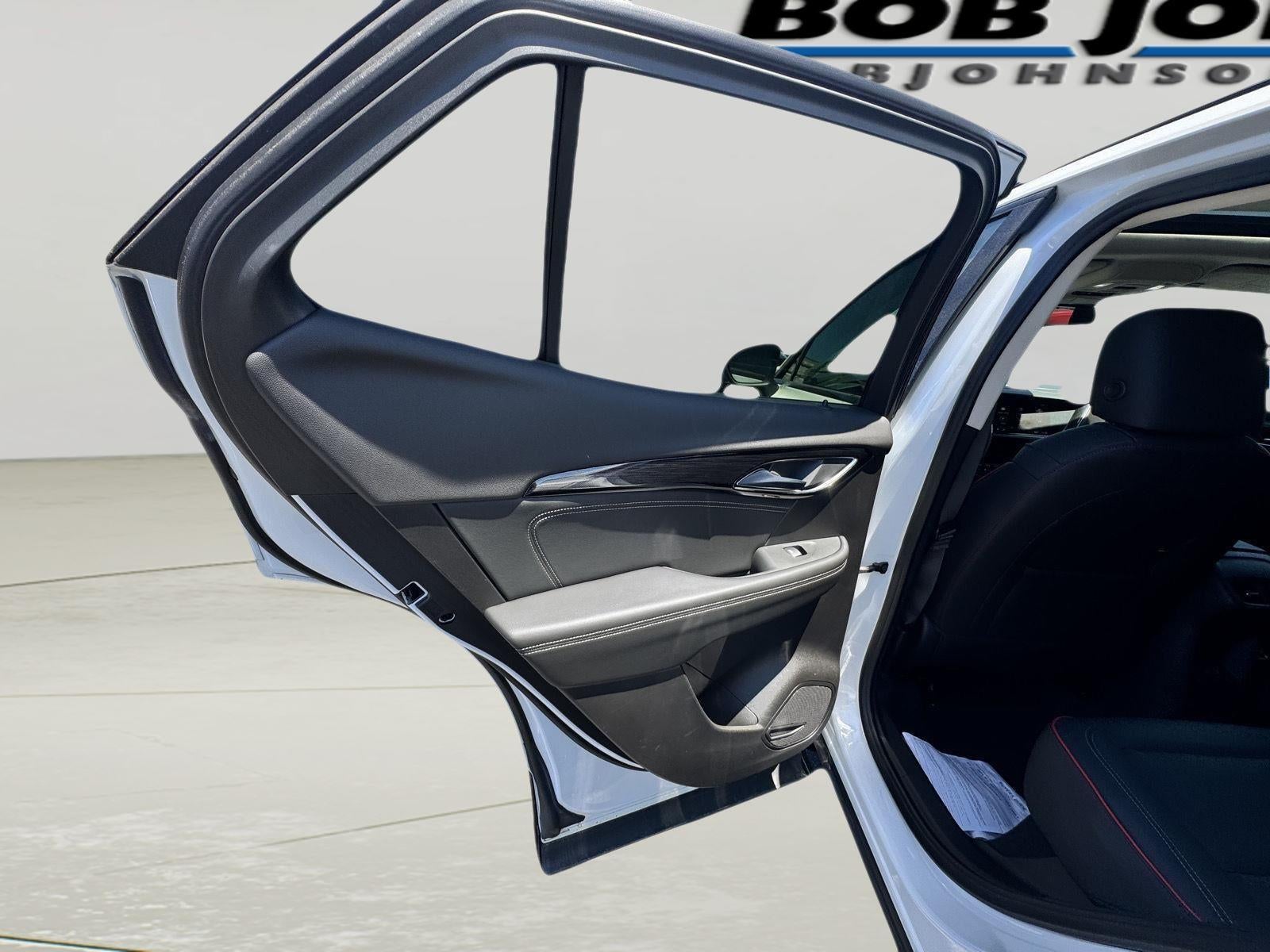 2023 Buick Envision Essence - Photo 10