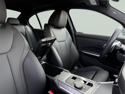 2025 BMW 3 Series 330i xDrive