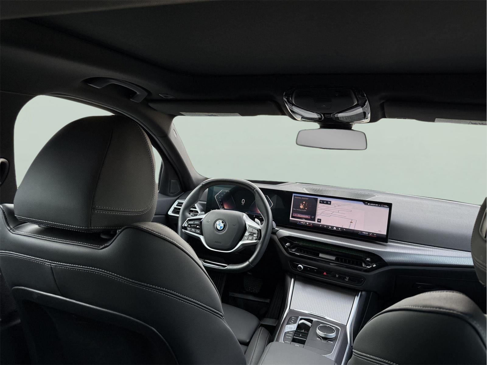 2025 BMW 3 Series 330i xDrive