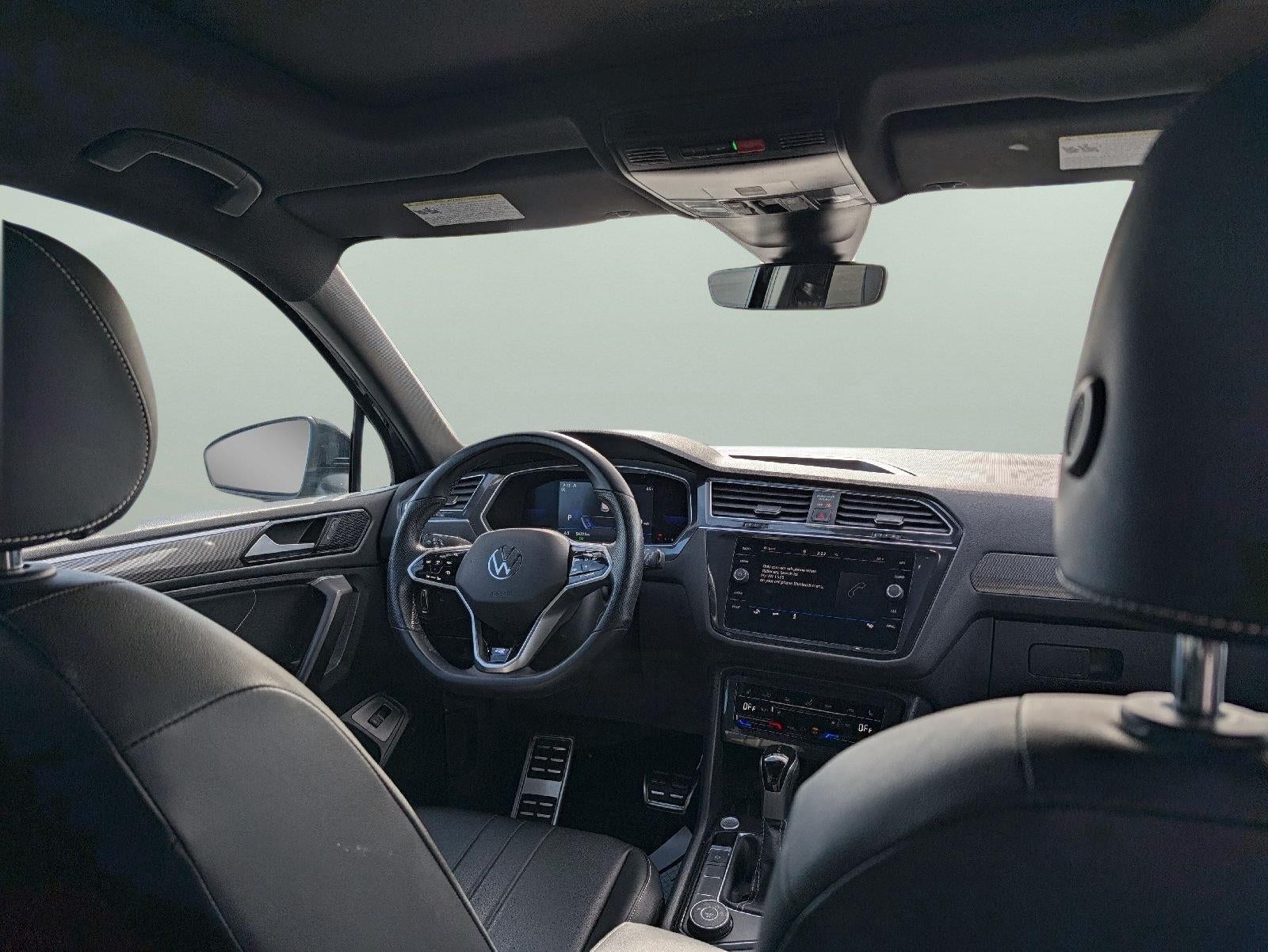 2022 Volkswagen Tiguan SE R-Line Black