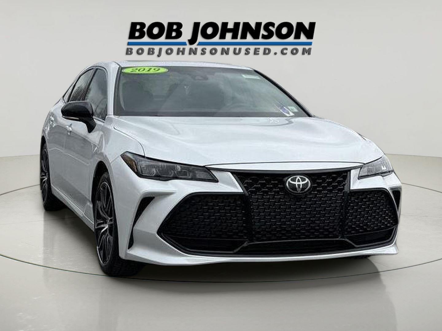 2019 Toyota AVALON SEDAN