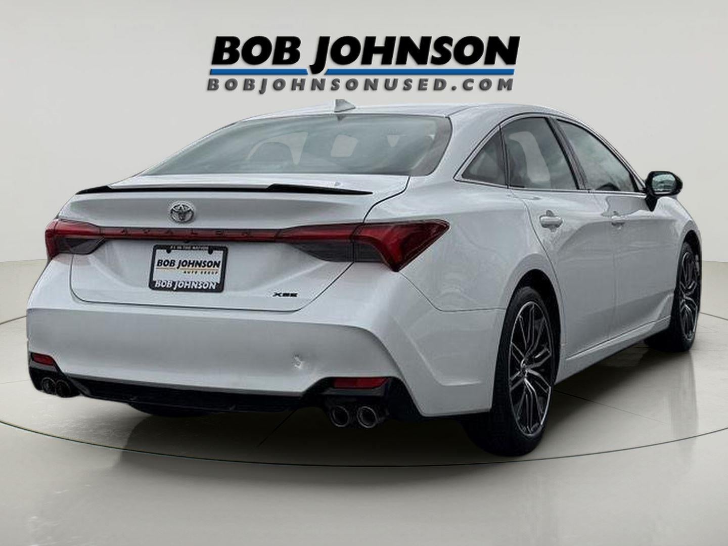 2019 Toyota AVALON SEDAN