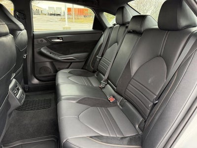 2019 Toyota AVALON SEDAN