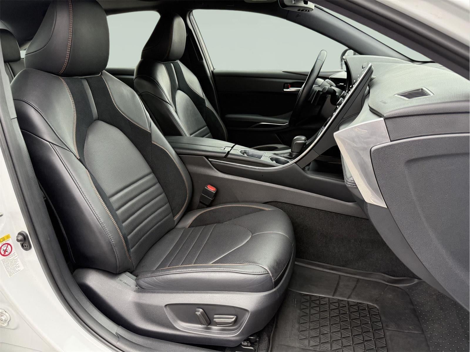 2019 Toyota AVALON SEDAN