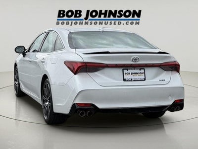 2019 Toyota AVALON SEDAN