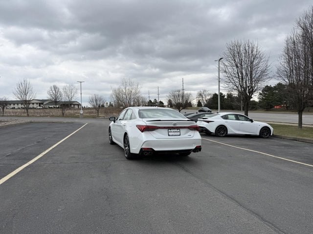 2019 Toyota AVALON SEDAN