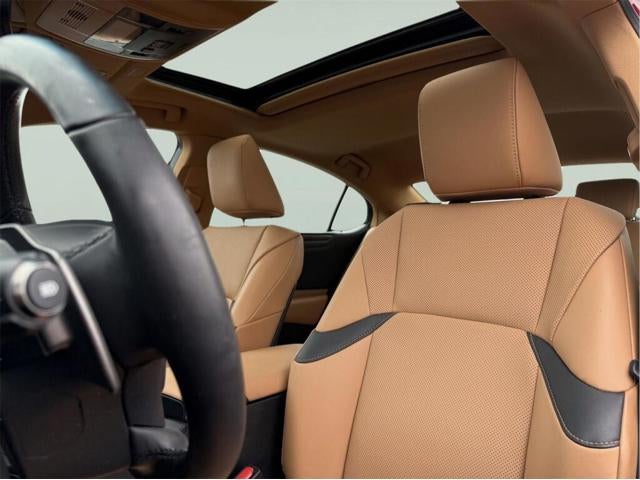 2023 Lexus ES 250 AWD Base