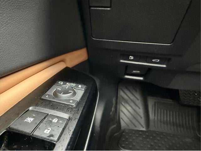 2023 Lexus ES 250 AWD Base