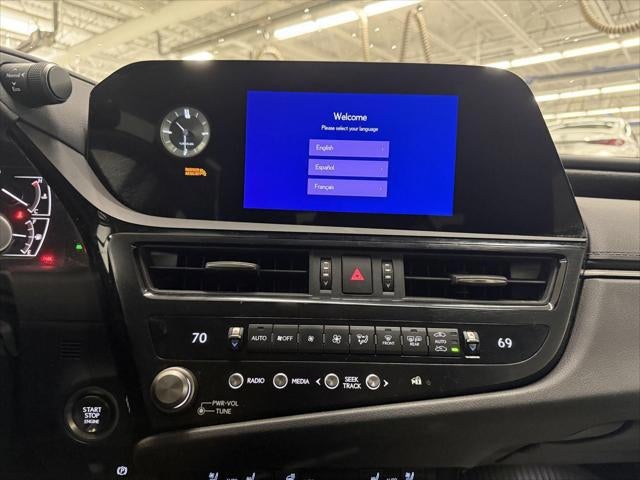 2023 Lexus ES 350 Base