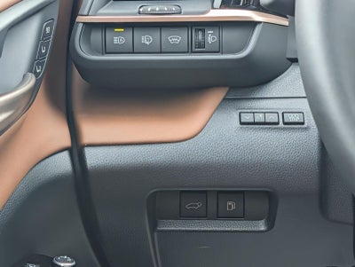 2025 Toyota Crown Signia XLE