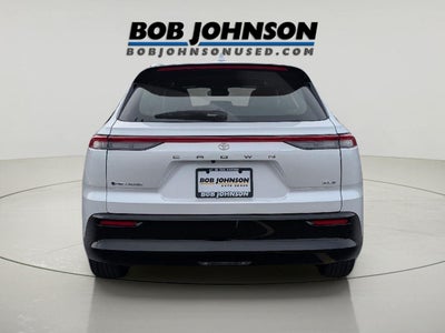 2025 Toyota Crown Signia XLE