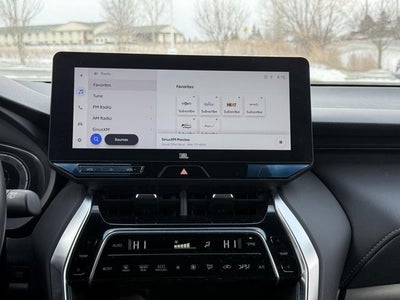 2024 Toyota VENZA LIMITED AWD