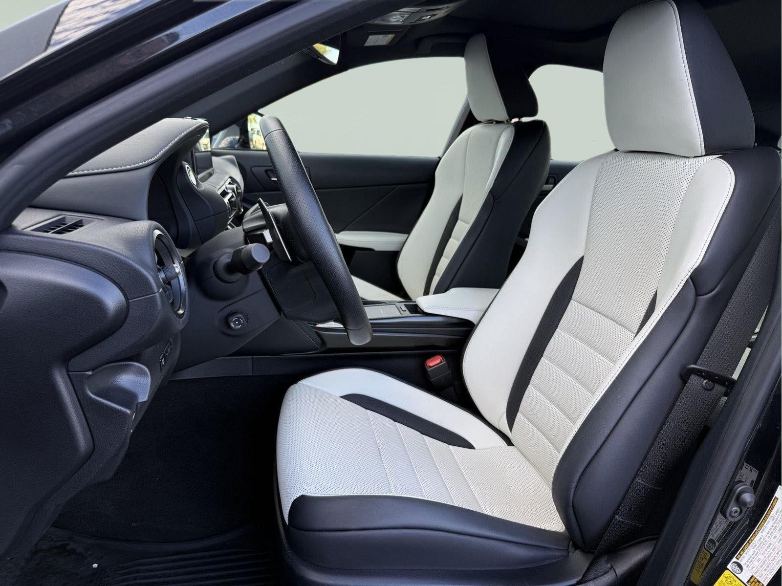 2025 Lexus IS F SPORT AWD