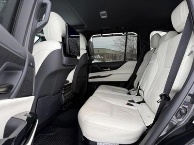 2025 Lexus LX 600 LUXURY