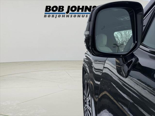 2025 Lexus LX 600 LUXURY