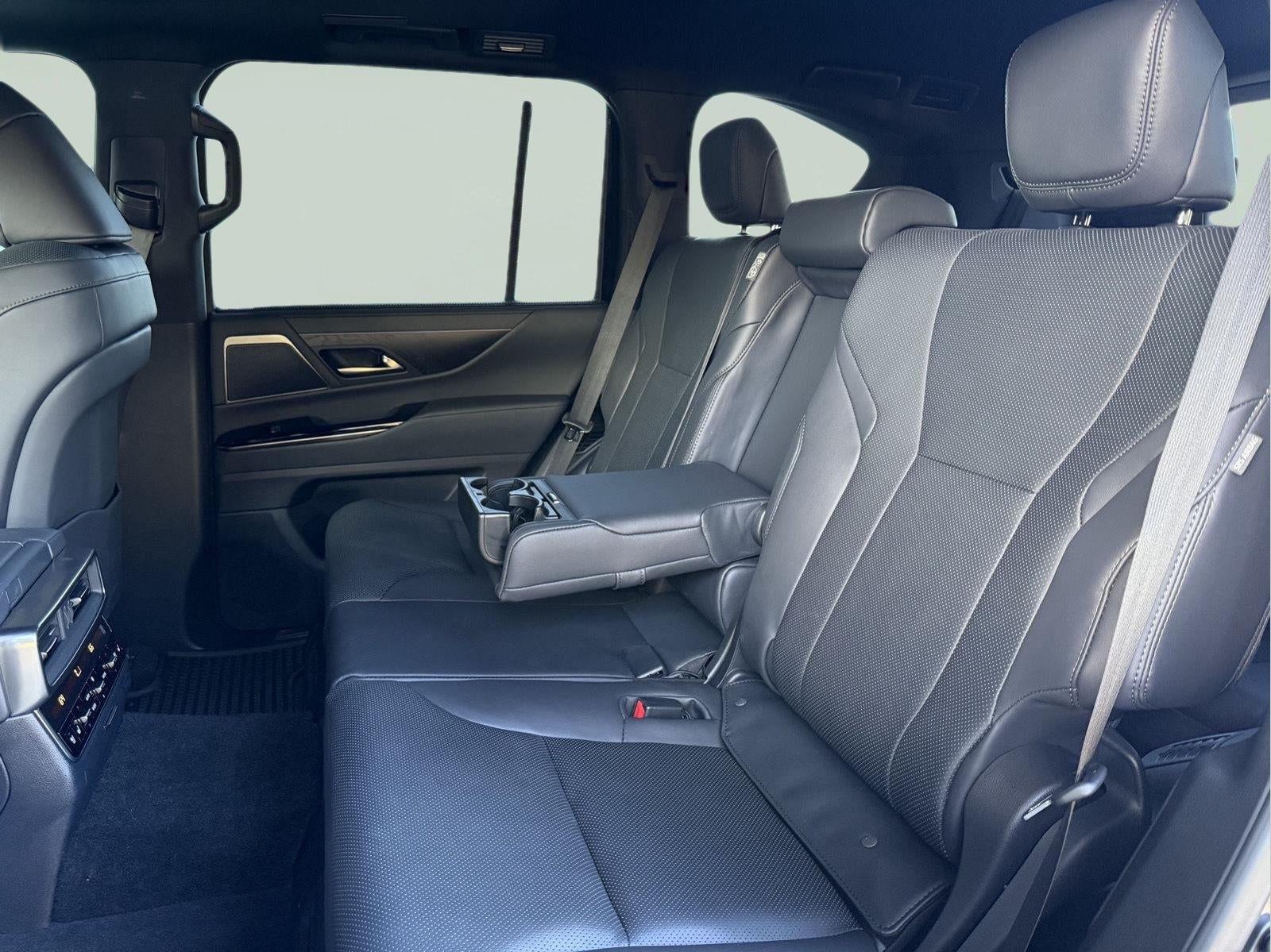 2025 Lexus LX 700h OVERTRAIL