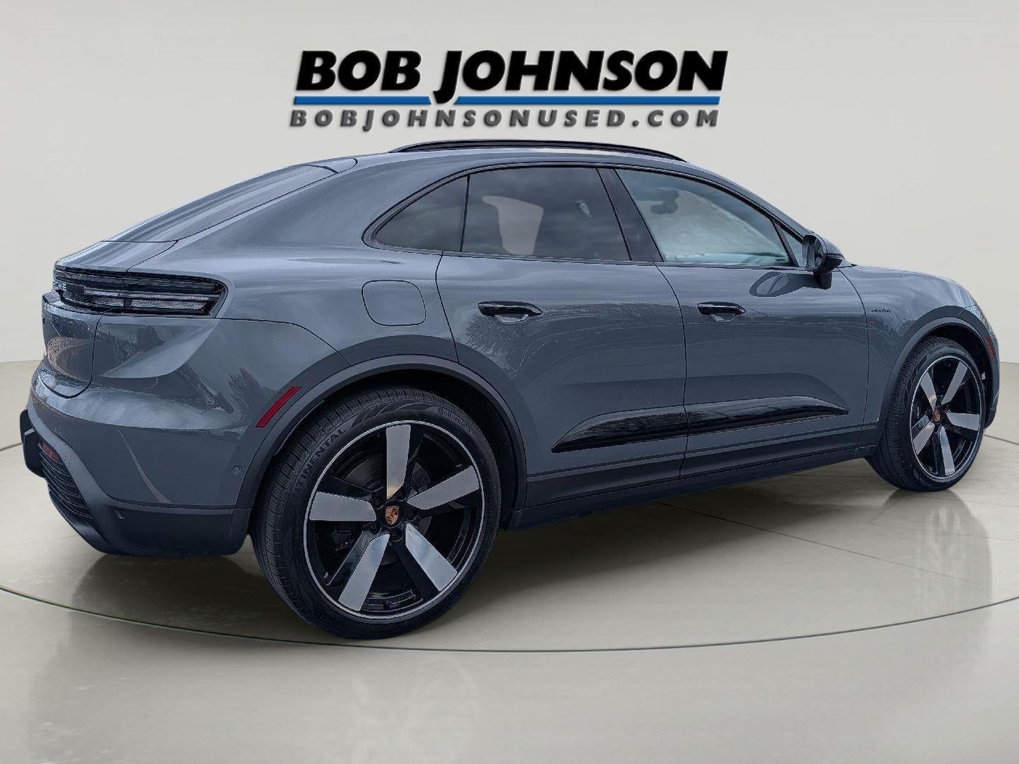 2025 Porsche Macan Electric 4