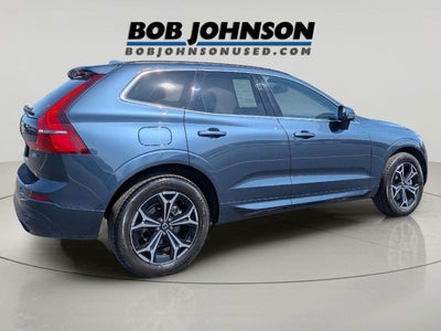 2022 Volvo XC60 Momentum