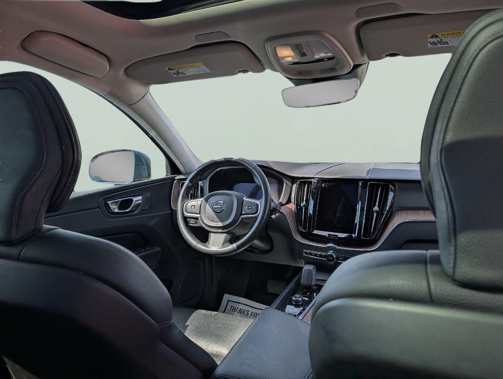 2022 Volvo XC60 Momentum