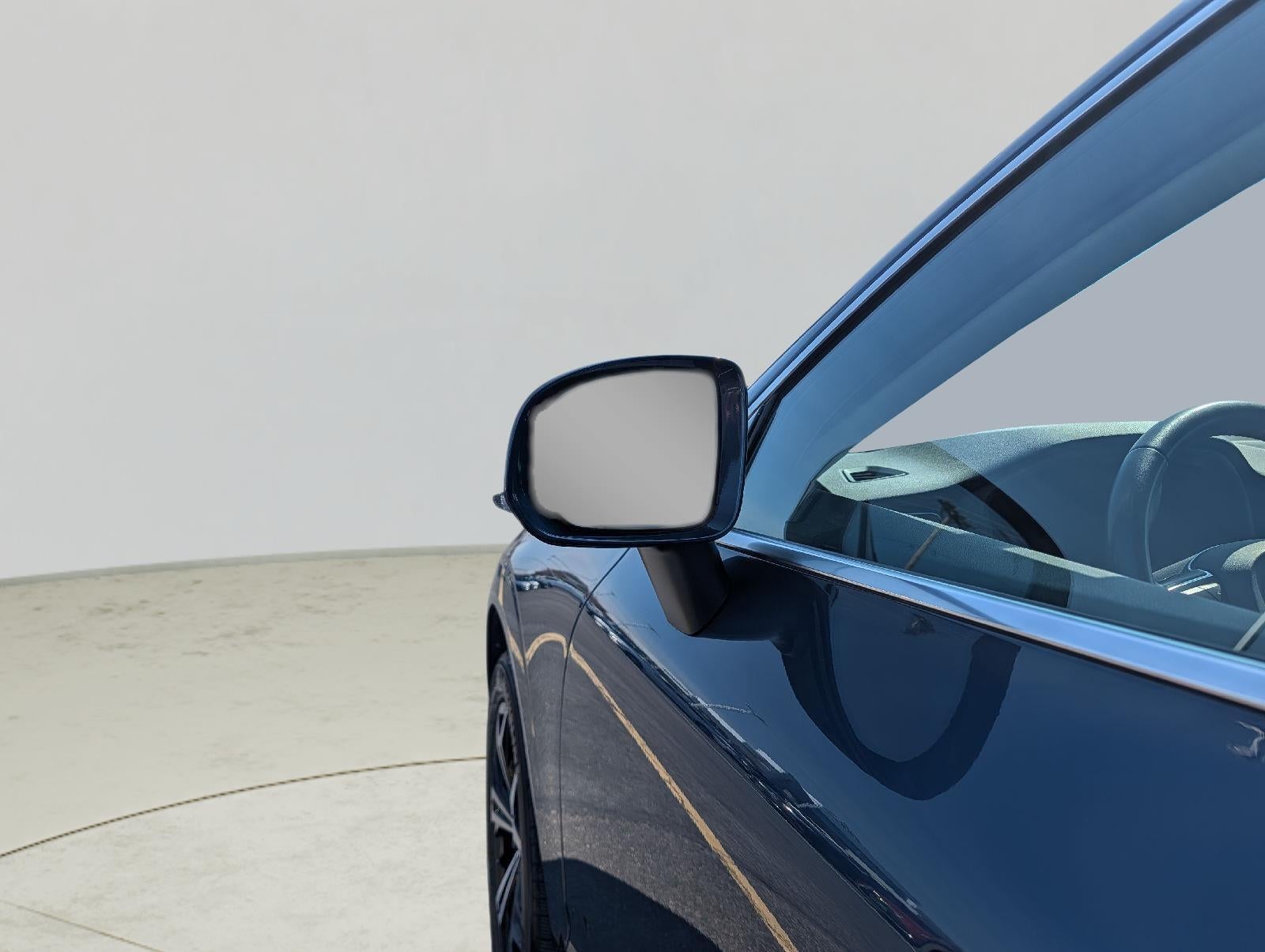 2022 Volvo XC60 Momentum