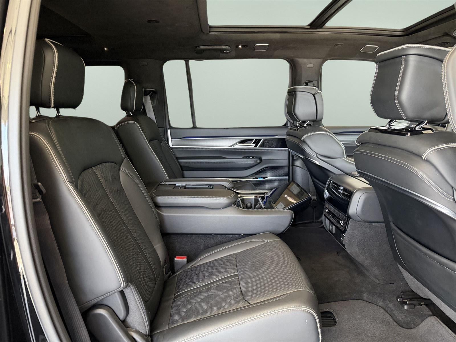2023 Jeep Grand Wagoneer Series II Obsidian