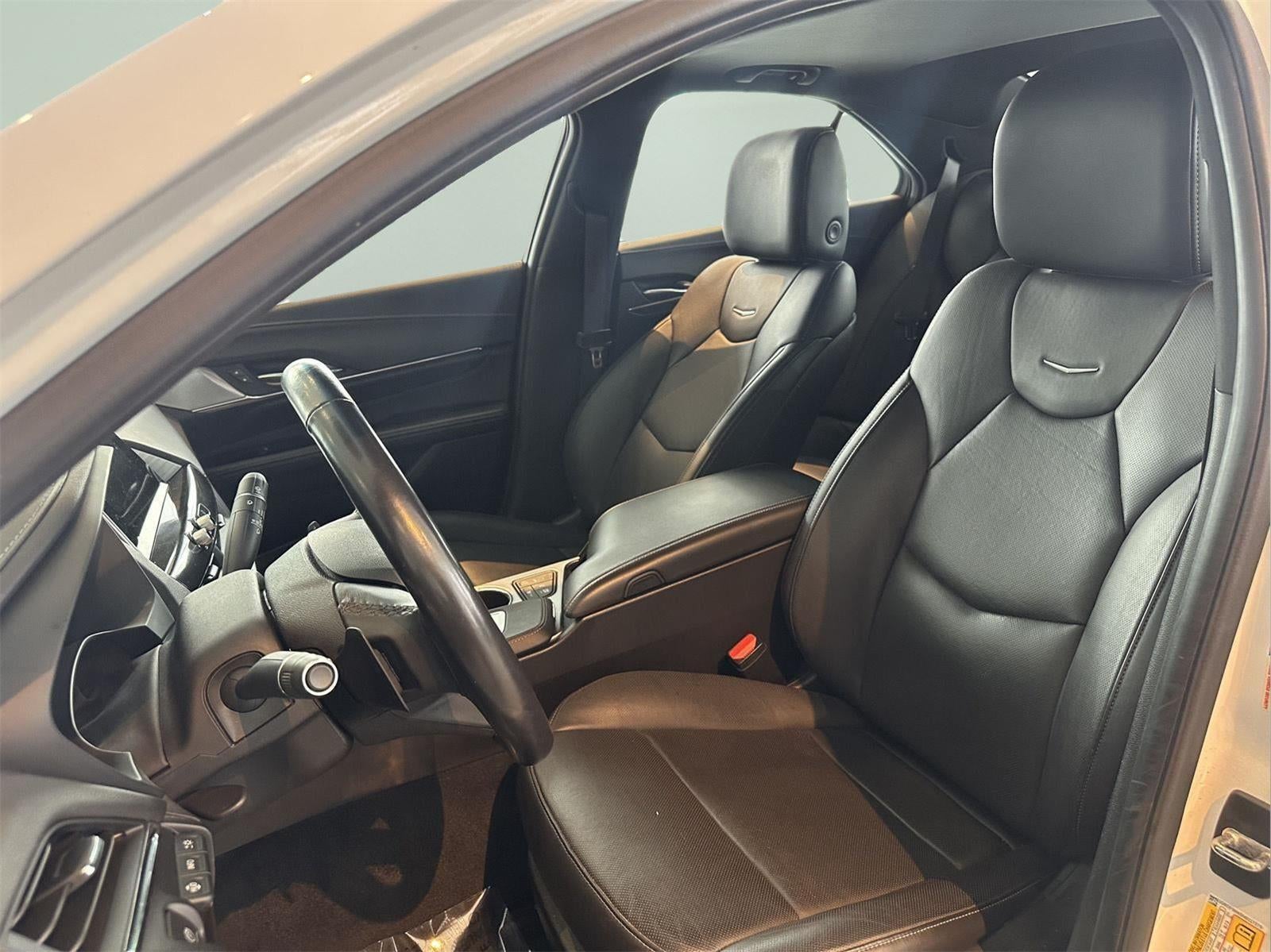 2022 Cadillac CT4 Premium Luxury