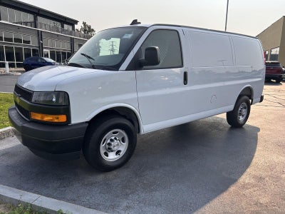 2025 Chevrolet Express Cargo WT