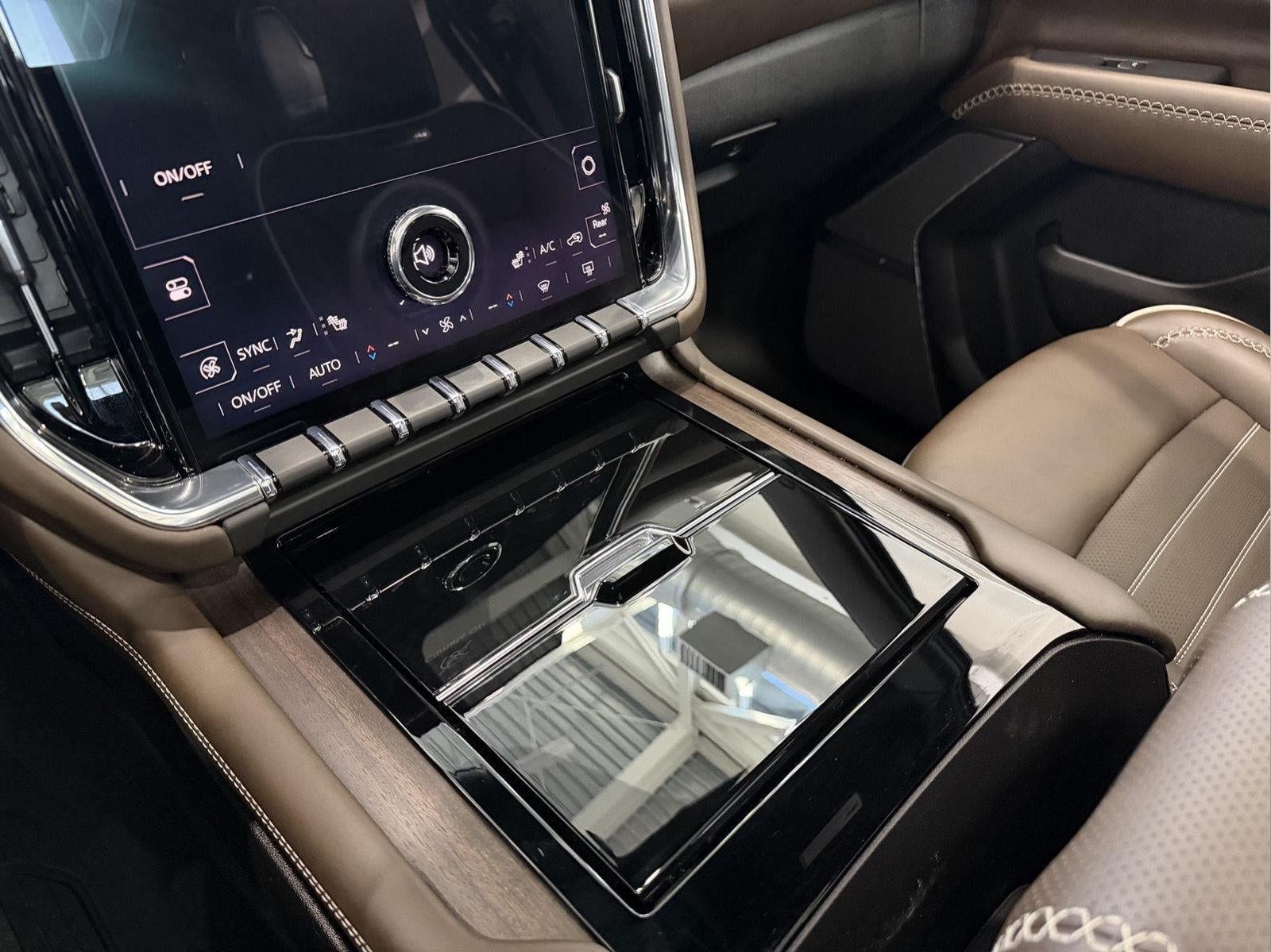2025 GMC Yukon Denali Ultimate