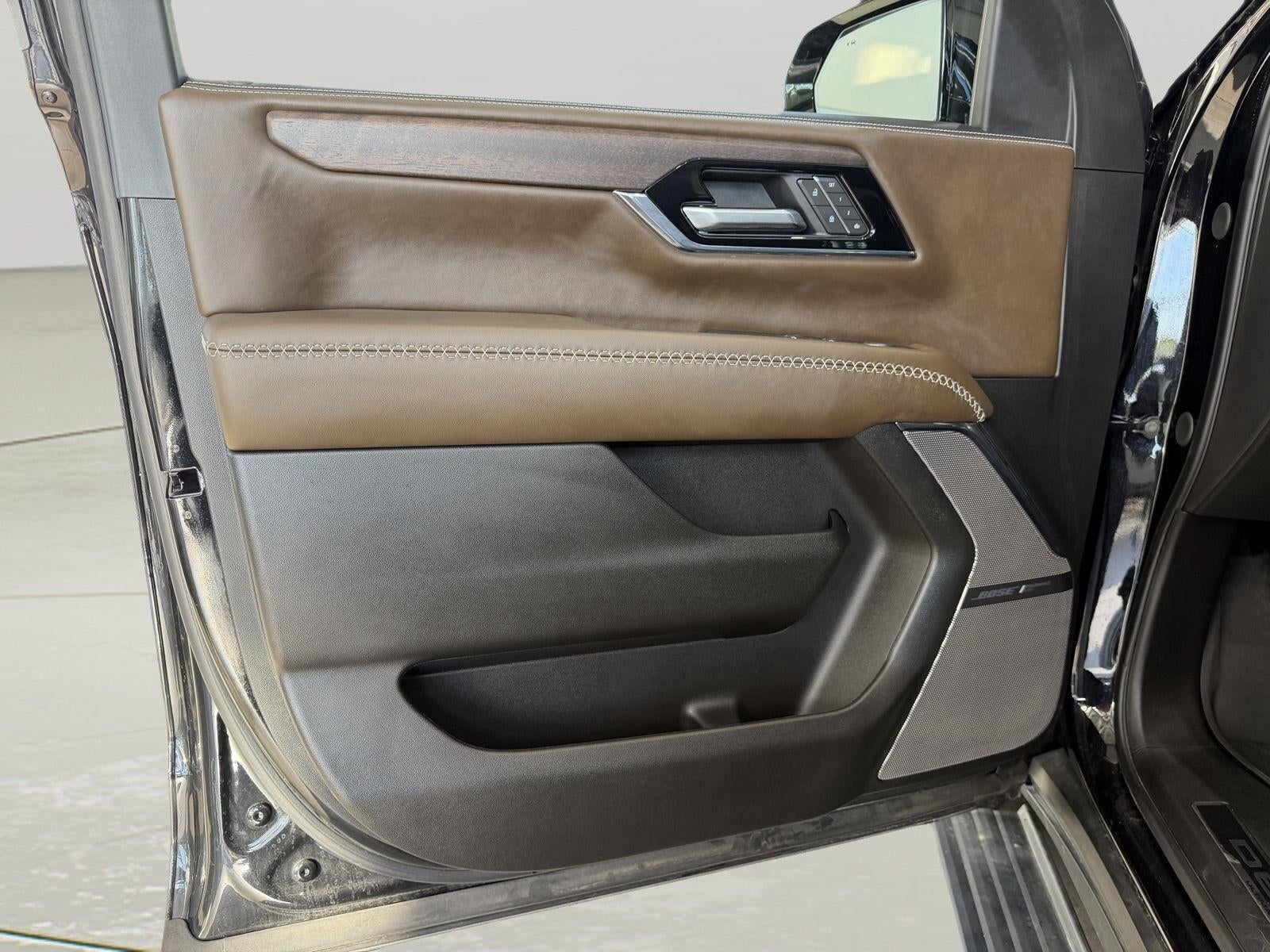 2025 GMC Yukon Denali Ultimate