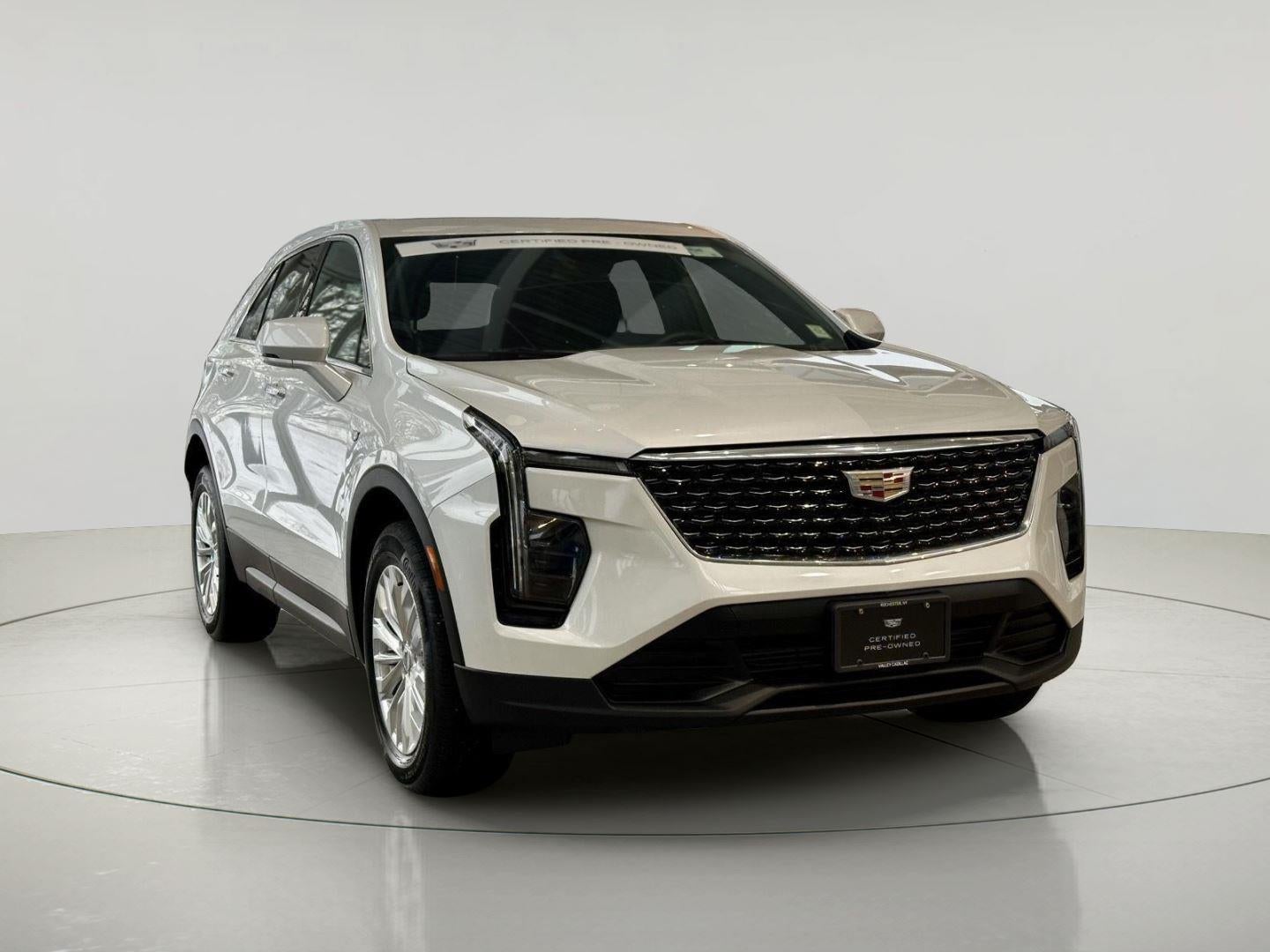2024 Cadillac XT4 Luxury