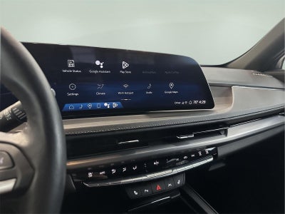 2024 Cadillac XT4 Luxury