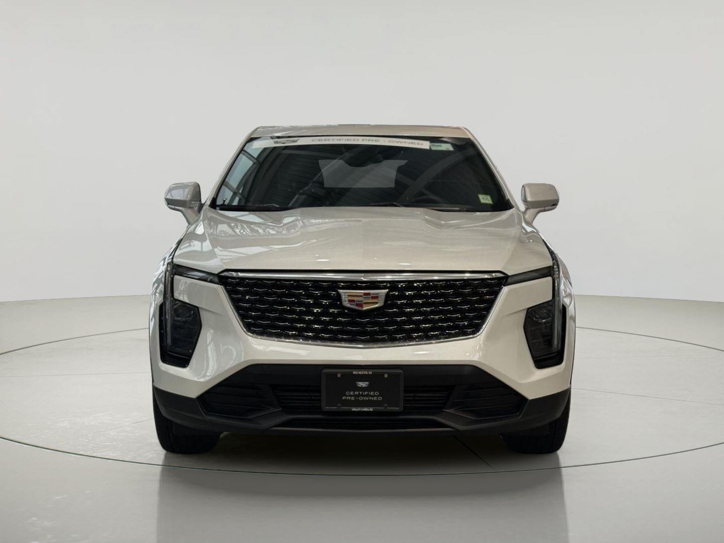 2024 Cadillac XT4 Luxury