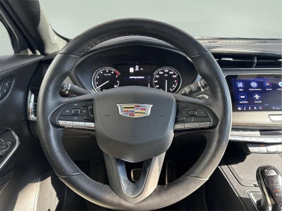 2022 Cadillac XT4 Luxury