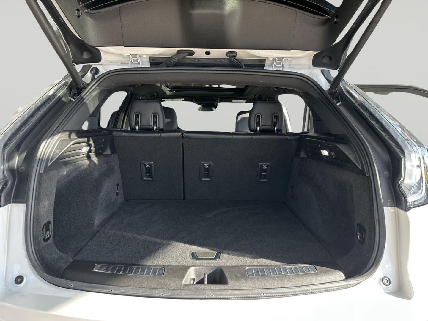 2022 Cadillac XT4 Luxury