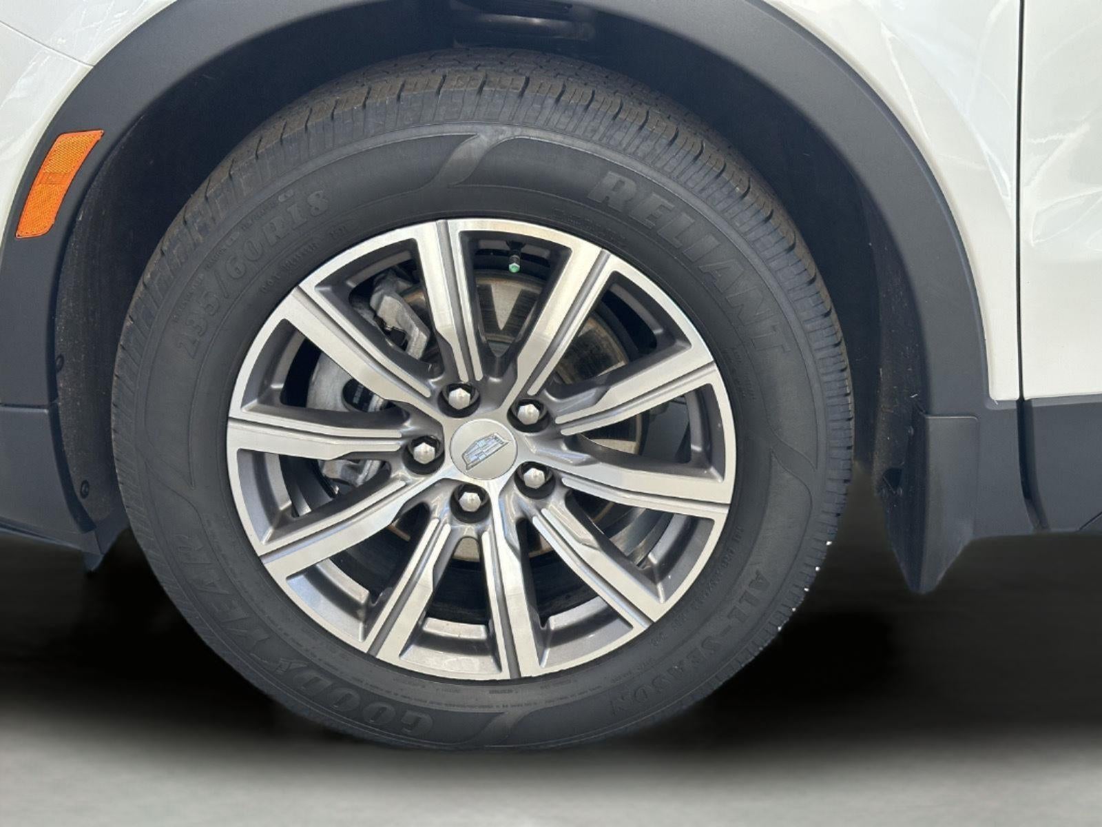 2022 Cadillac XT4 Luxury