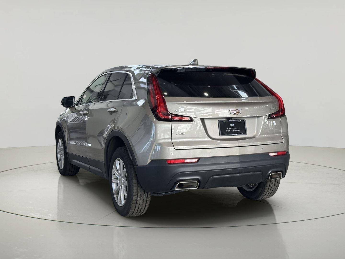 2023 Cadillac XT4 Luxury