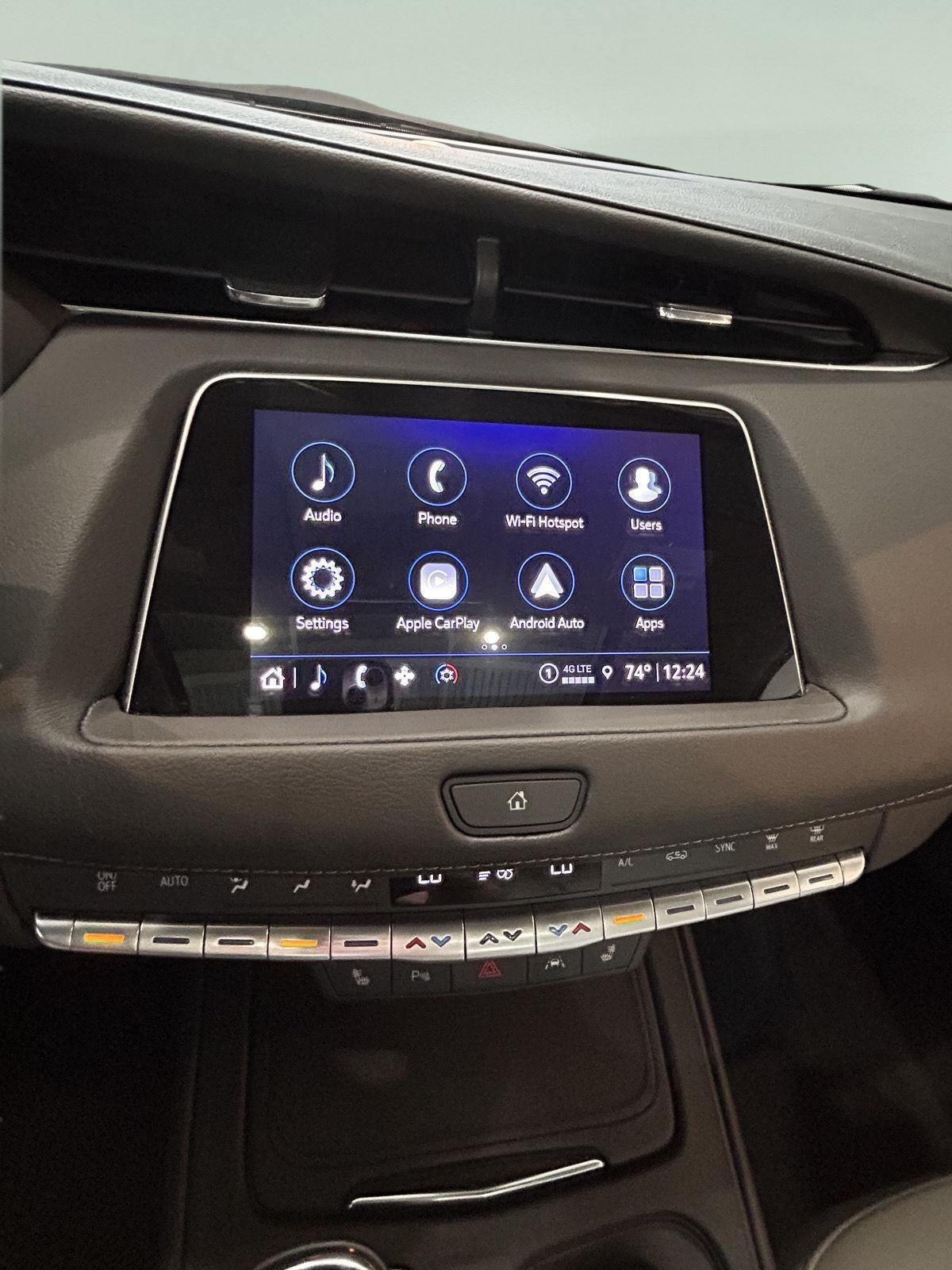 2023 Cadillac XT4 Premium Luxury