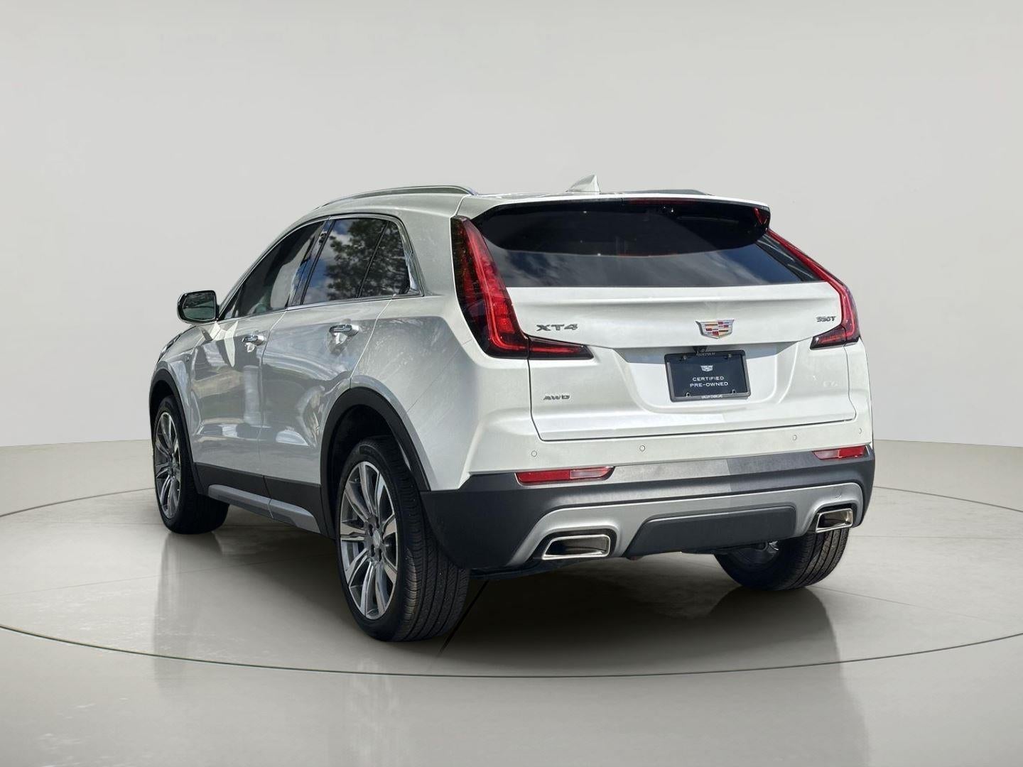 2023 Cadillac XT4 Premium Luxury