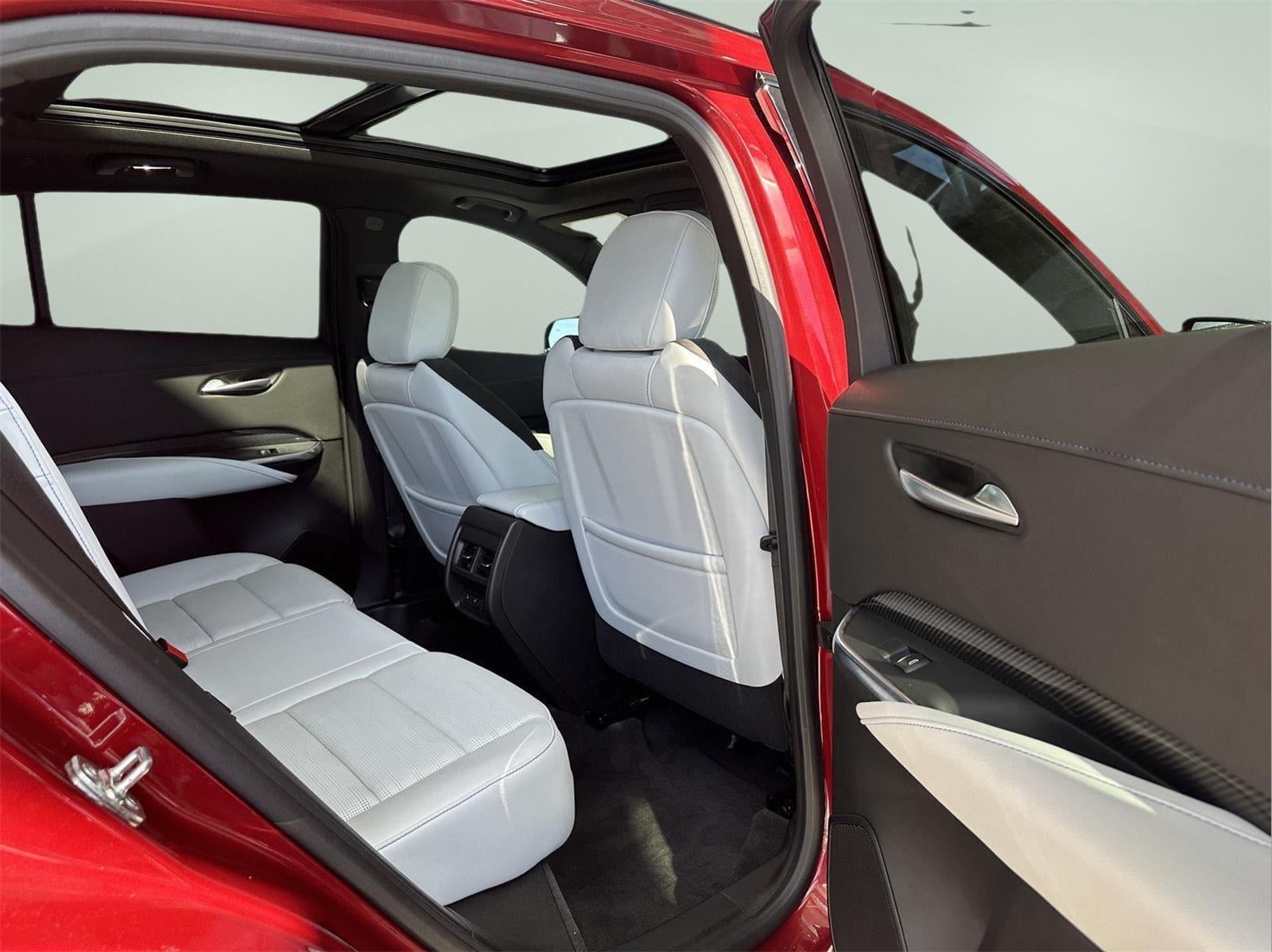 2024 Cadillac XT4 Sport