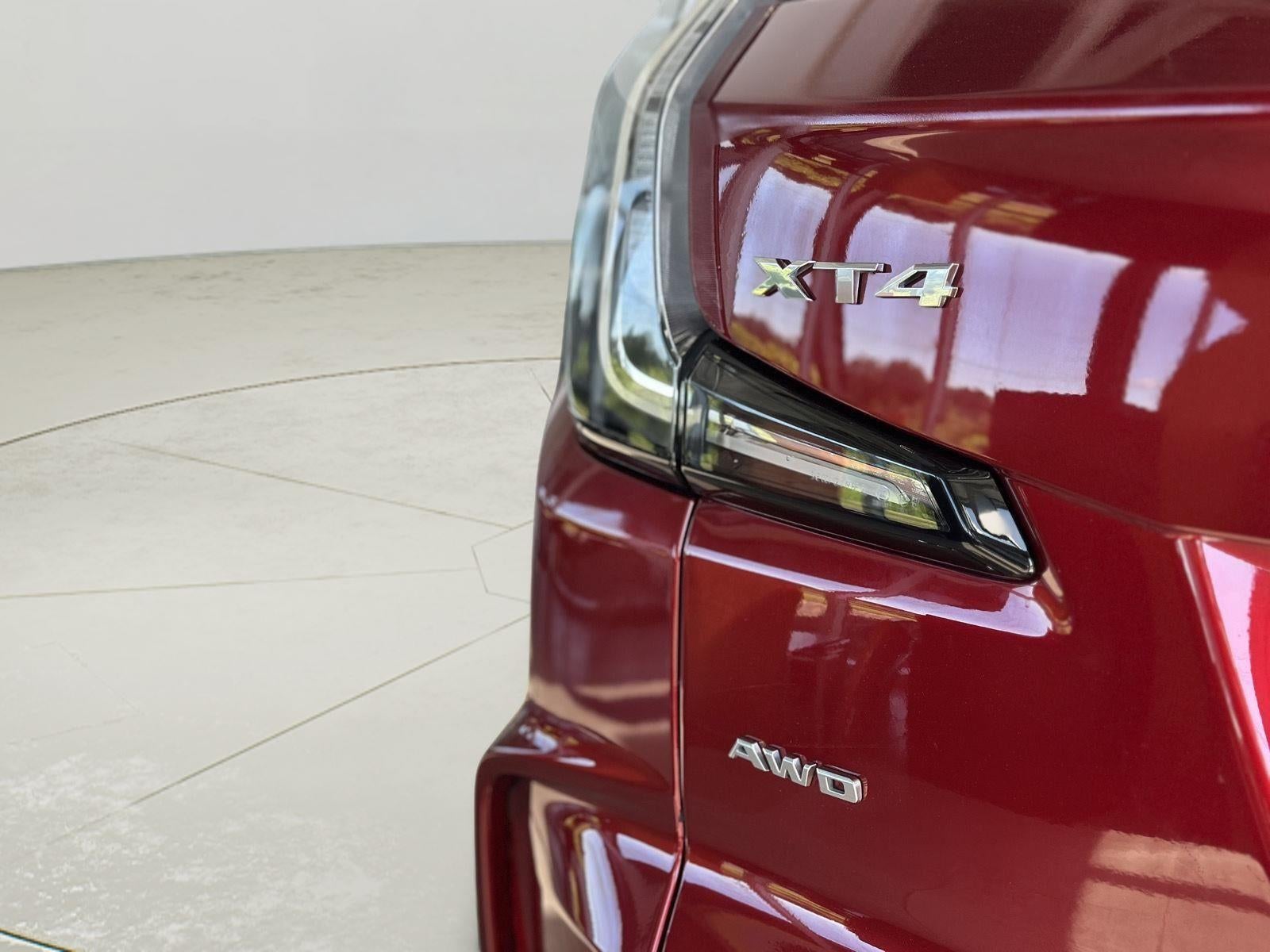 2024 Cadillac XT4 Sport