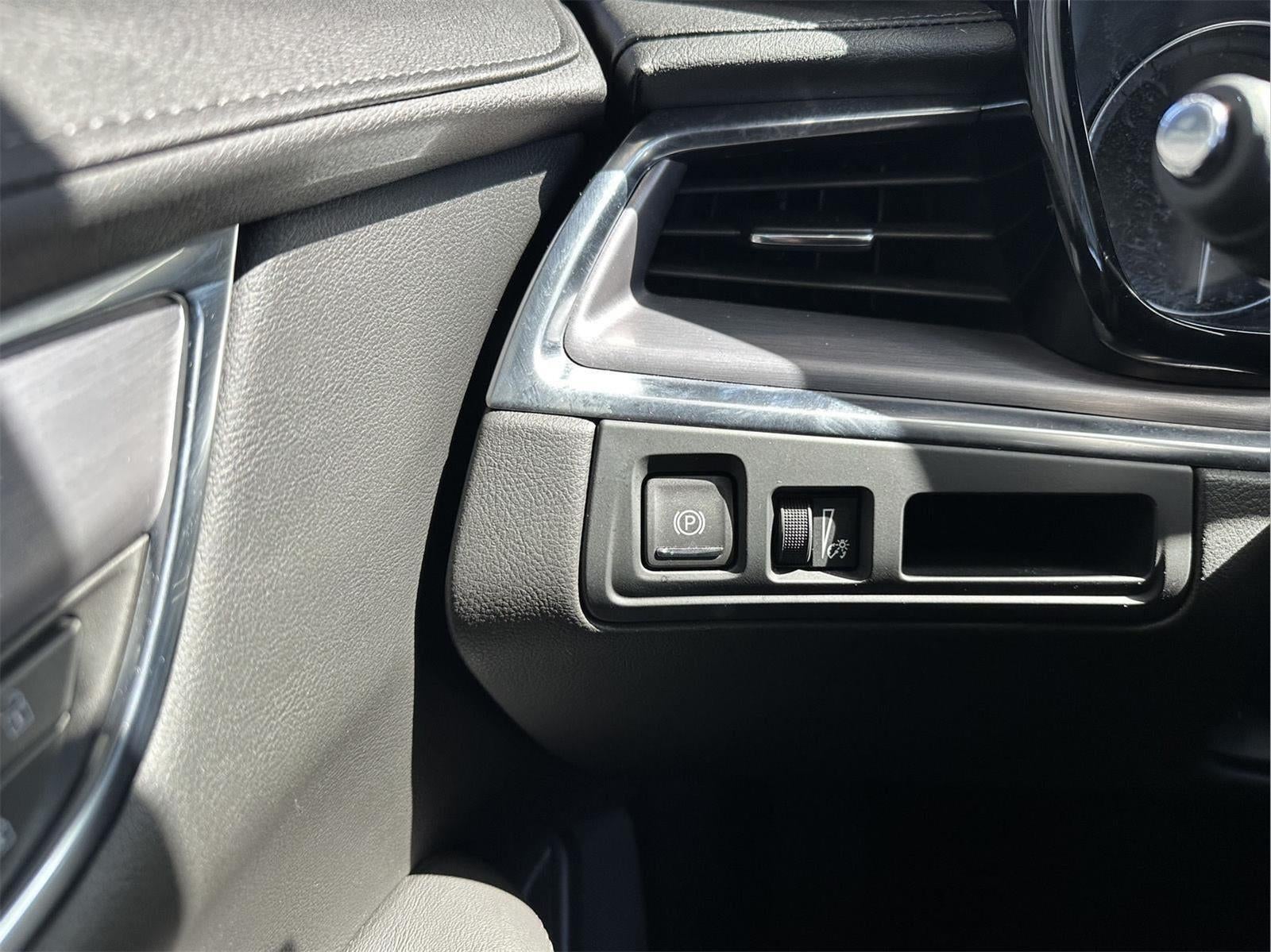 2023 Cadillac XT5 Luxury