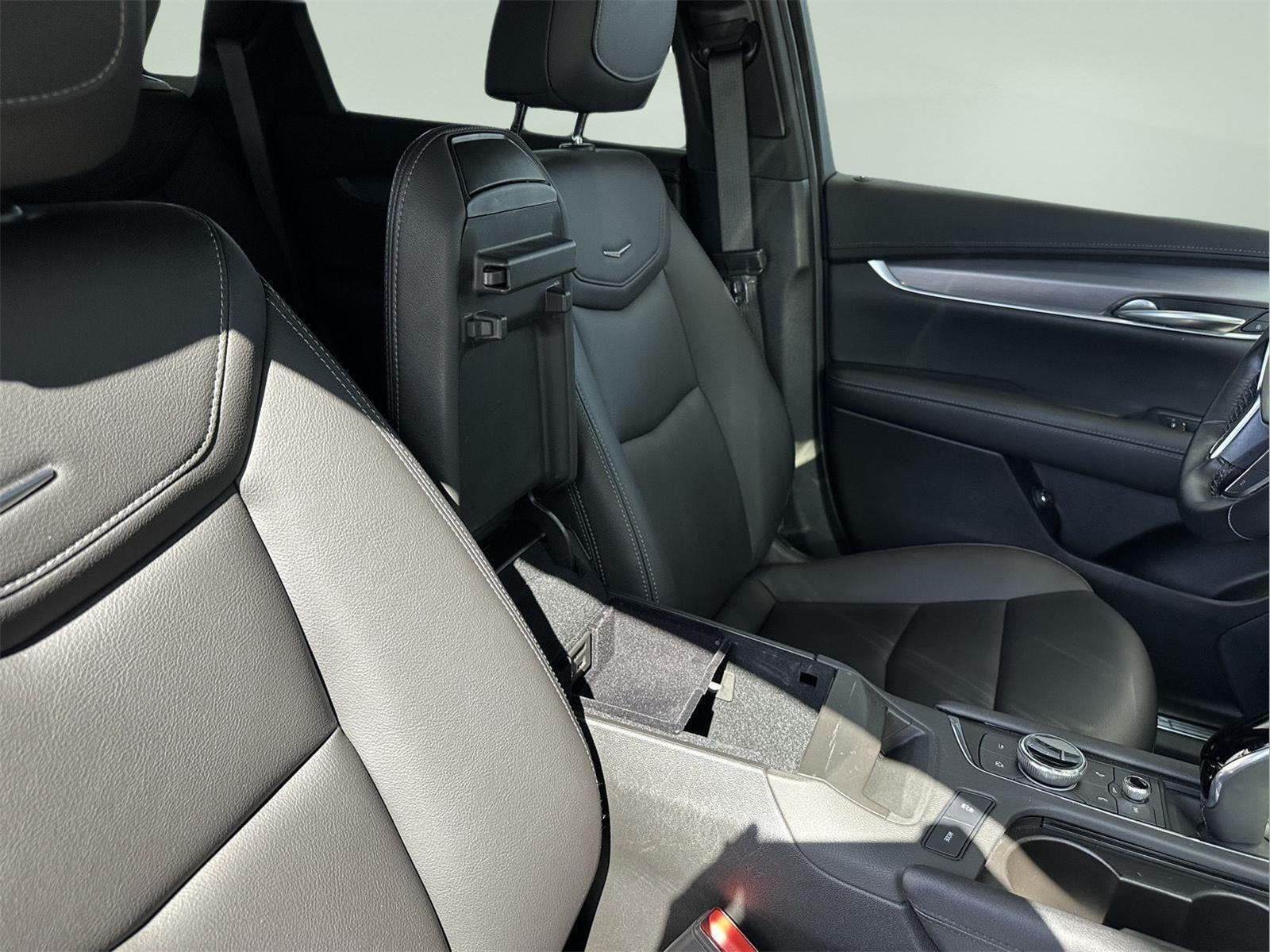 2023 Cadillac XT5 Luxury