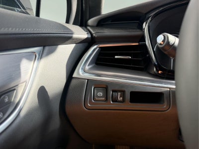 2024 Cadillac XT5 Luxury