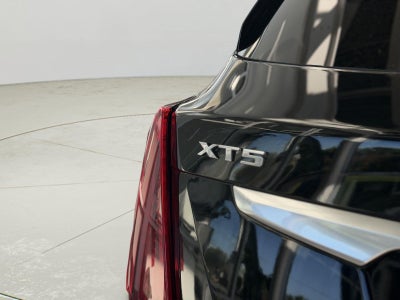 2024 Cadillac XT5 Luxury