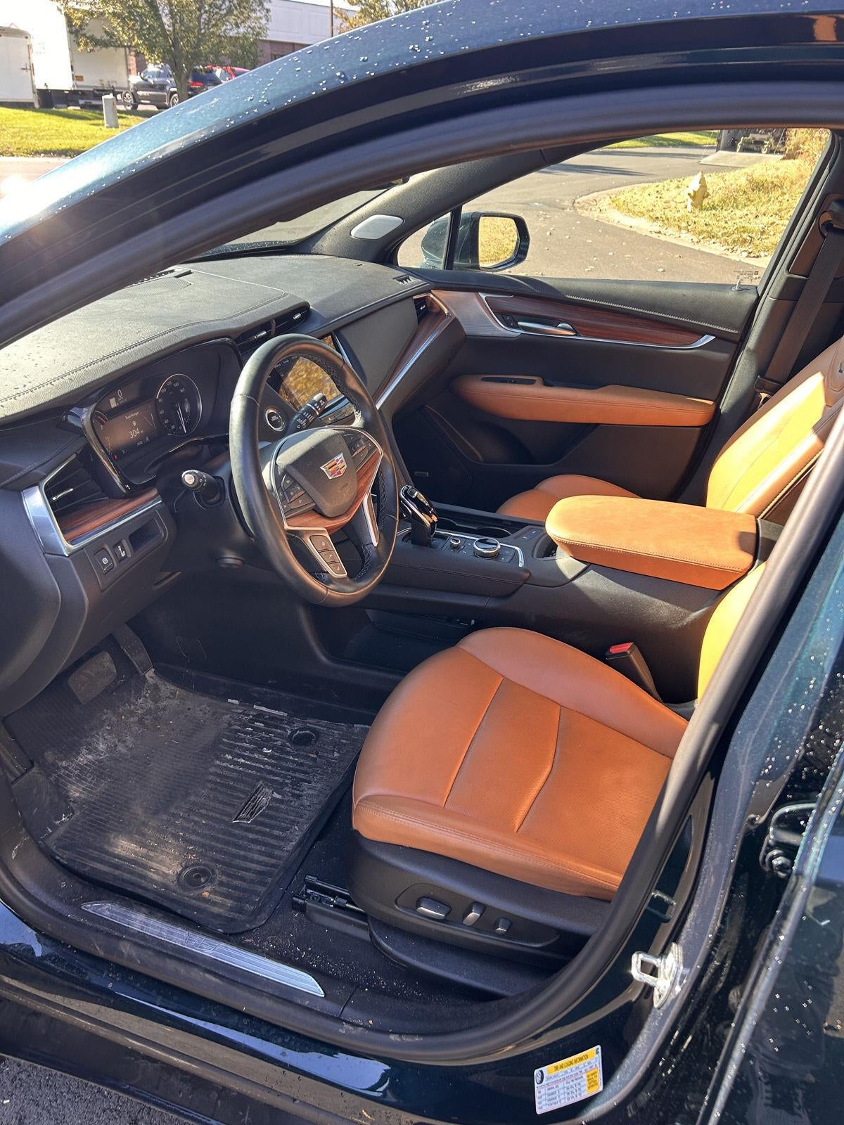 2025 Cadillac XT5 Premium Luxury