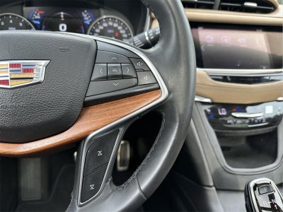 2017 Cadillac XT5 Platinum AWD