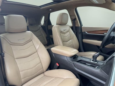 2017 Cadillac XT5 Platinum AWD