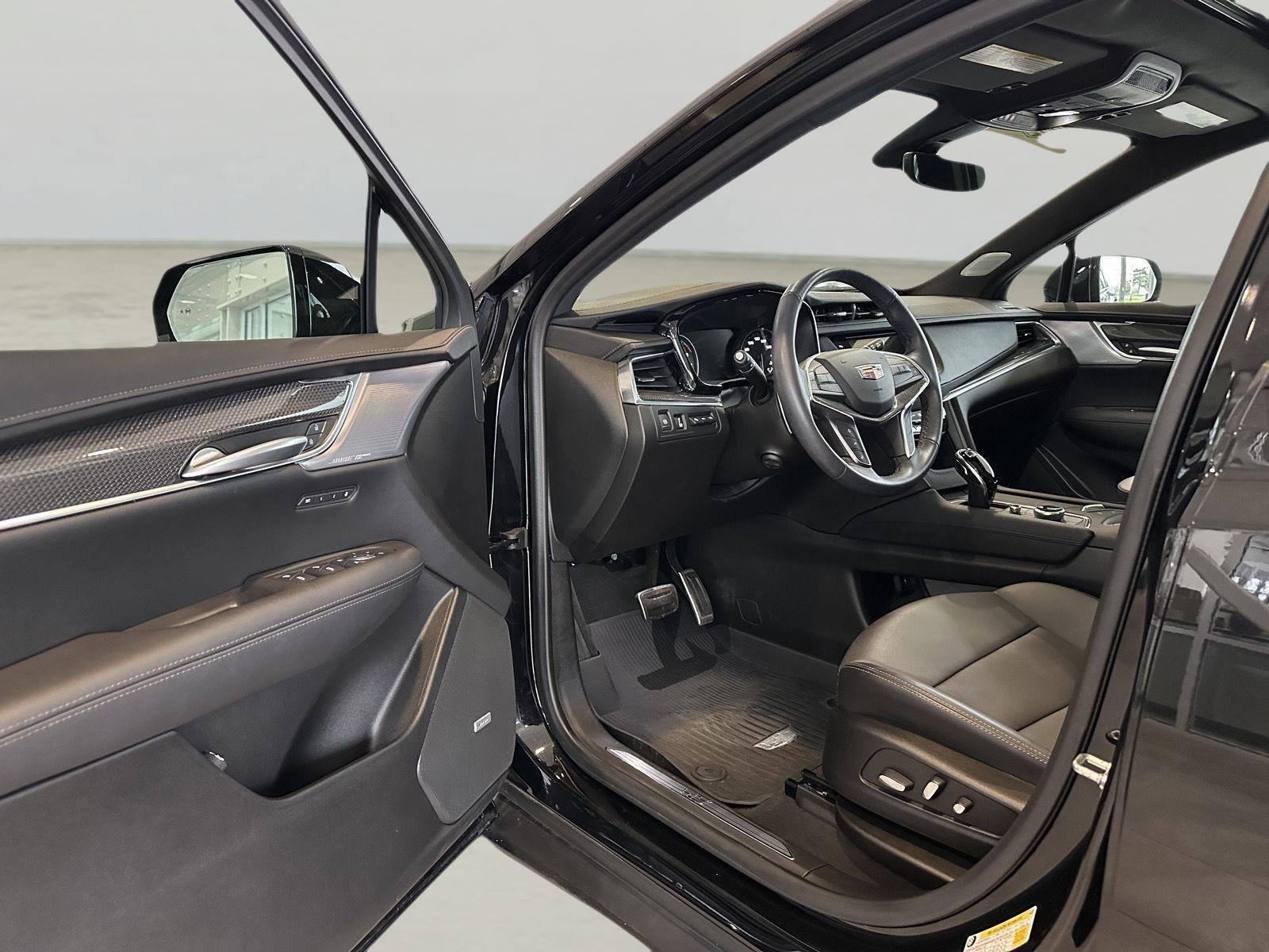 2025 Cadillac XT5 Sport