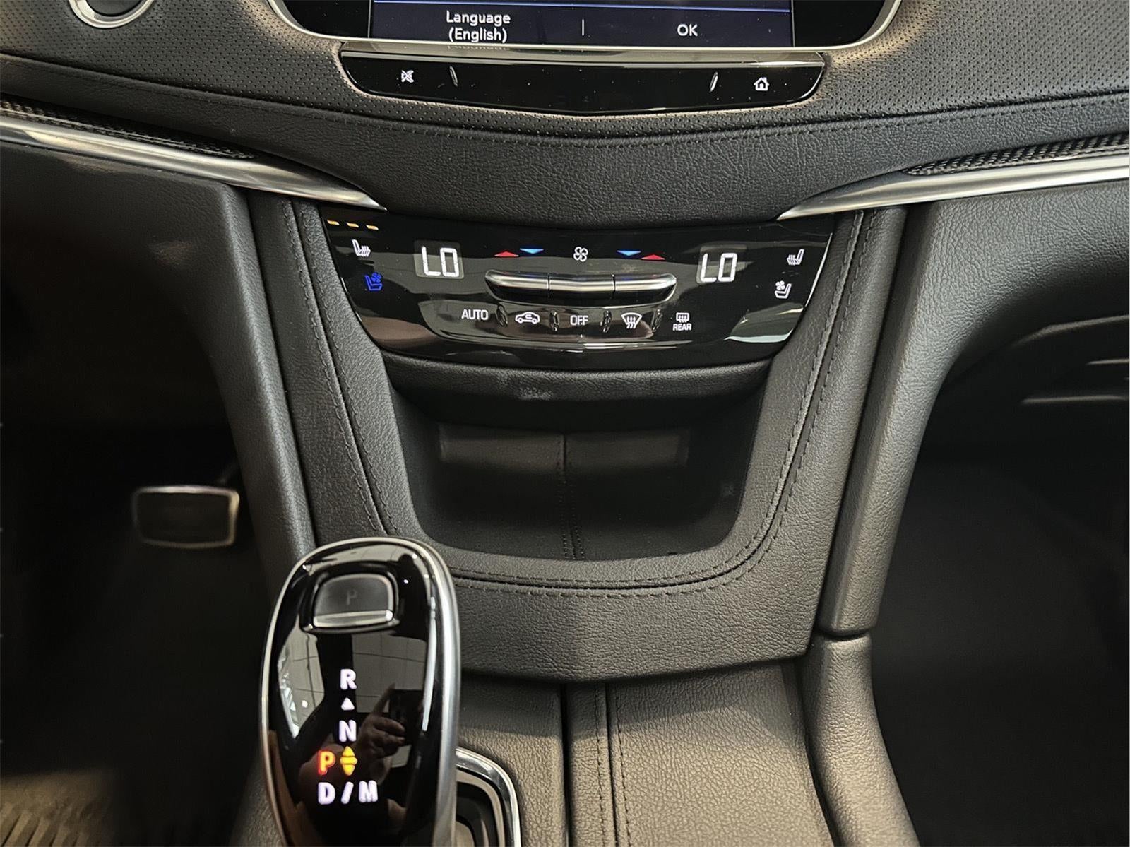 2025 Cadillac XT5 Sport